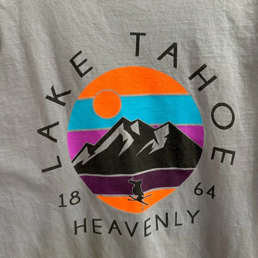 Lake Tahoe Heavenly SKI Resort Long Sleeve Gray T-Shirt w VTG Neon Ski Graphics - Picture 6 of 7